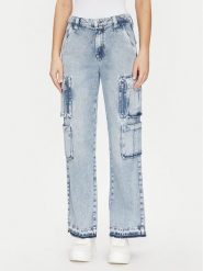 Guess Jeansy W5RA97 D5LG1 Niebieski Regular Fit. Niebieskie jeansy Guess, z aplikacjami, z bawełny. Za 379.99 zł.