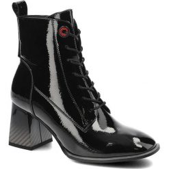 Czarne Botki S.Barski Eleganckie Buty Na Obcasie. Czarne botki S.BARSKI, z aplikacjami, ze skóry ekologicznej, eleganckie, bez obcasa, na obcasie, bez zapięcia. Za 259.00 zł.