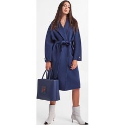 Płaszcz ELISABETTA FRANCHI. Żółte płaszcze Elisabetta Franchi, z aplikacjami, z wełny, bez kaptura. Za 3,629.00 zł.
