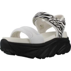 Sandały LIU-JO BA6083 EX014 Biały. Białe sandały Liu Jo, bez wzorów, z syntetyku, bez obcasa, bez zapięcia. Za 659.90 zł.