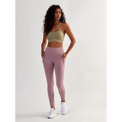 Legginsy fitness damskie Beshaped Lift Me Up z kieszeniami. Czerwone legginsy BESHAPED, bez wzorów, z nylonu. Za 199.00 zł.