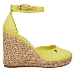 Espadryle Tommy Hilfiger. Żółte espadryle Tommy Hilfiger, bez wzorów, bez obcasa. Za 409.99 zł.