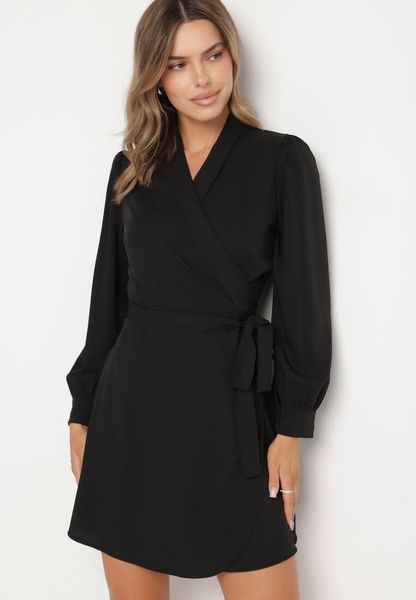 Czarna Kopertowa Sukienka Ozdobiona Paskiem Nalimera. Czarne sukienki Born2be, m, bez wzorów, eleganckie, bez kołnierzyka, bez ramiączek, mini, kopertowe. Za 109.99 zł.