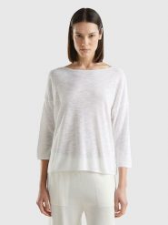 Benetton Sweter w kolorze białym rozmiar: L. Białe swetry Benetton, l, bez wzorów, bez ramiączek. Za 97.05 zł.