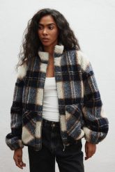 Wełniana bluza typu baranek w kratę GRANATOWO BEŻOWĄ - VELMORE 9343-UNI. Brązowe bluzy bez kaptura Marsala, na zimę, m, bez wzorów, z bawełny, bez kaptura. Za 1.00 zł.