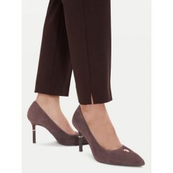 Szpilki U.S. Polo Assn. Brązowe szpilki U.S. Polo Assn., bez wzorów, bez obcasa, na szpilce, bez zapięcia. Za 349.99 zł.