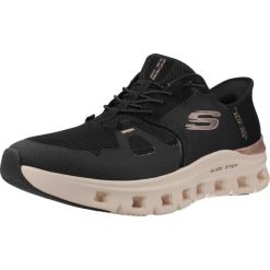 Buty SKECHERS GLIDE-STEP PRO RADIANT STRI Czarny. Czarne buty trekkingowe Skechers, bez wzorów, z tkaniny, bez zapięcia, trekkingowe. Za 448.99 zł.