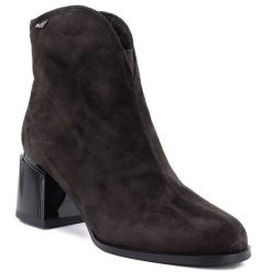 Skórzane botki damskie na obcasie czekoladowe Vinceza 91178. Brązowe botki VINCEZA, bez wzorów, ze skóry, eleganckie, bez obcasa, na obcasie, bez zapięcia. Za 269.99 zł.