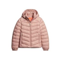 Damska kurtka z kapturem Superdry Fuji. Niebieskie kurtki Superdry, na zimę, xs, bez wzorów, z materiału, eleganckie, z kapturem. Za 508.75 zł.