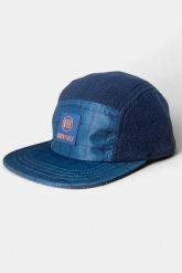 Czapka unisex dla dorosłych z polaru z 5 panelami - morska. Niebieskie czapki z daszkiem AFTER ESSENTIALS, na zimę, bez wzorów, z materiału, eleganckie. Za 66.00 zł.