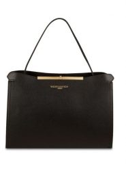 Victor & Hugo Paris Skórzana torebka "Vecy" w kolorze czarnym - 26 x 13 x 3 cm rozmiar: onesize. Czarne torebki klasyczne Victor & Hugo Paris, bez wzorów, z materiału, przez ramię, bez dodatków. Za 282.99 zł.