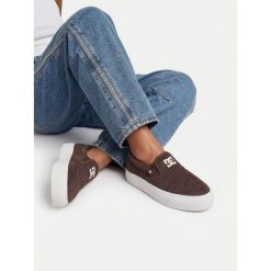 Tenisówki DC Shoes. Brązowe trampki DC Shoes, bez wzorów, bez zapięcia. Za 199.99 zł.