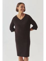 TATUUM Sukienka dzianinowa w kolorze czarnym rozmiar: M. Czarne sukienki Tatuum, m, bez wzorów, z dzianiny, bez kołnierzyka, bez ramiączek, midi. Za 184.89 zł.