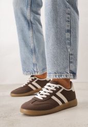 Brązowe Sneakersy w Stylu Kultowych Tenisówek Genenor. Brązowe buty sportowe lifestyle Born2be, bez wzorów, z dresówki, sportowe, bez zapięcia. Za 99.99 zł.