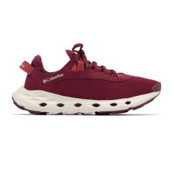 Buty turystyczne damskie Columbia Drainmaker Xtr. Czerwone buty trekkingowe Columbia, bez zapięcia. Za 269.99 zł.
