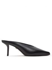 Max Mara Klapki Mmmulecalf 24245261716 Czarny. Czarne klapki Max Mara, bez wzorów, ze skóry, bez obcasa, bez zapięcia. Za 1,339.00 zł.