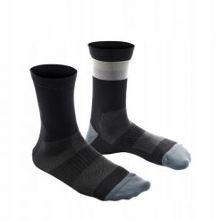Skarpetki rowerowe Dainese HG AER Socks. Czarne skarpetki Dainese, bez wzorów, z dzianiny. Za 100.00 zł.