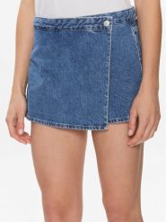 Calvin Klein Jeans Szorty jeansowe Wrap Skort J20J223300 Niebieski Regular Fit. Niebieskie szorty Calvin Klein Jeans, bez wzorów, z bawełny. Za 179.99 zł.