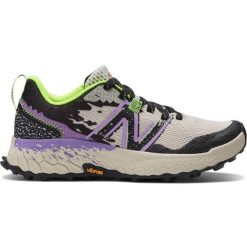Buty New Balance Fresh Foam Hierro v7 W WTHIERS7 beżowy. Brązowe buty do biegania New Balance, bez wzorów, z materiału, bez zapięcia, do biegania. Za 881.98 zł.