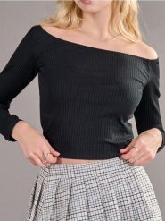 Prążkowana bluzka off shoulder - czarny. Czarne bluzki Sinsay, l, bez wzorów, prążkowane, bez kołnierzyka, bez ramiączek. Za 15.99 zł.