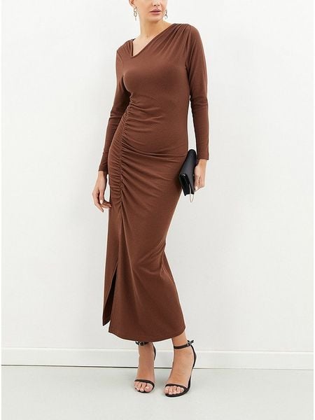 LA Angels Sukienka w kolorze brązowym rozmiar: XL. Brązowe sukienki LA Angels, xl, bez wzorów, z asymetrycznym kołnierzem, bez ramiączek, maxi, asymetryczne. Za 131.12 zł.