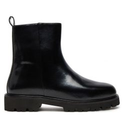 Botki Unisa. Czarne botki Unisa, bez wzorów, bez obcasa, na płaskiej podeszwie, bez zapięcia. Za 369.99 zł.
