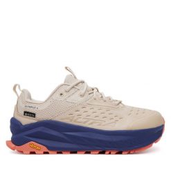 Trekkingi Altra. Brązowe buty trekkingowe Altra, z gore-texu, bez zapięcia. Za 959.99 zł.