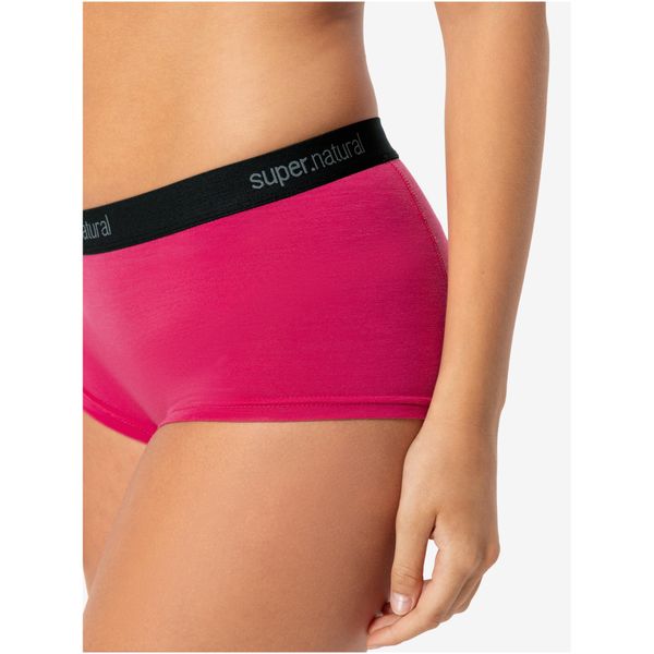 Bokserki sportowe damskie SUPER.NATURAL. Czerwone bokserki damskie super.natural, bez wzorów. Za 149.99 zł.