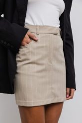 Spódnica w paski w kolorze BEIGE TONE- RADIANCE MINI-M. Brązowe spódnice Marsala, na co dzień, m, bez wzorów, z poliesteru, eleganckie, mini, proste. W wyprzedaży za 49.98 zł.