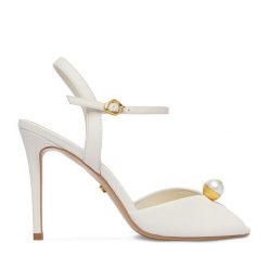 Sandały GINO ROSSI. Białe sandały Gino Rossi, bez wzorów, bez obcasa, na szpilce, bez zapięcia. Za 399.99 zł.