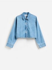 Jeansowa kurtka - niebieski. Niebieskie kurtki Reserved, l, bez wzorów, z denimu, bez kaptura. Za 139.99 zł.