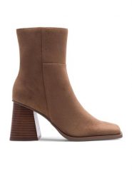 Nine West Botki KASIM ZR117-2 Brązowy. Brązowe botki Nine West, bez wzorów, z materiału, bez obcasa, na słupku, bez zapięcia. Za 195.99 zł.