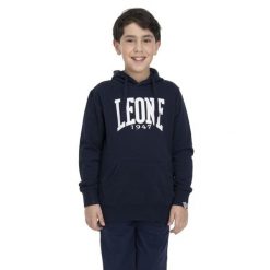 Bluza z bawełna z kaptur na czas wolny na co dzień. Niebieskie bluzy LEONE 1947 APPAREL, bez wzorów, z bawełny, sportowe, bez ramiączek, bez kaptura. W wyprzedaży za 89.72 zł.