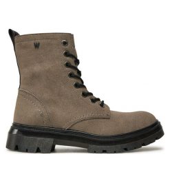 Trapery Wrangler. Szare traperki Wrangler, bez wzorów, bez obcasa, bez zapięcia. Za 349.99 zł.