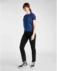 LEE SEASONAL GRAPHIC TEE DAMSKI T-SHIRT KOSZULKA NADRUK REGULAR FIT WASHED BLUE L41OFELR 112109108. Niebieskie t-shirty Lee, l, bez wzorów, bez kołnierzyka, bez ramiączek. Za 69.99 zł.