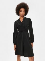 DKNY Sukienka codzienna DD3G2174 Czarny Regular Fit. Czarne sukienki DKNY, na co dzień, bez wzorów, z syntetyku, bez kołnierzyka, bez ramiączek, proste. Za 999.99 zł.