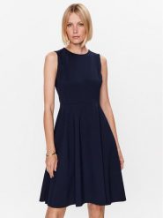 Lauren Ralph Lauren Sukienka codzienna 250851951002 Granatowy Regular Fit. Niebieskie sukienki Lauren Ralph Lauren, na co dzień, bez wzorów, z wiskozy, bez kołnierzyka, bez ramiączek, proste. Za 539.99 zł.