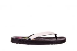 Japonki KISS 026 BLACK NEON, Czarny/ Biały, Guma - 35-36. Czarne japonki Azaleia, bez wzorów, z gumy, eleganckie. W wyprzedaży za 17.10 zł.