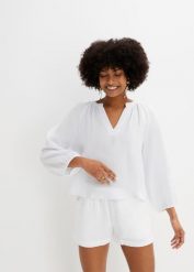 Bluzka muślinowa oversize. Białe bluzki bonprix, bez wzorów, bez kołnierzyka, bez ramiączek. Za 77.99 zł.
