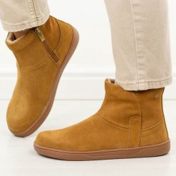 Barefoot camelowe skórzane botki damskie Vinceza 79666. Brązowe botki VINCEZA, bez wzorów, z dzianiny, eleganckie, bez obcasa, na płaskiej podeszwie, bez zapięcia. Za 299.00 zł.