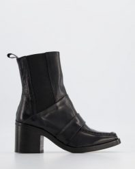 BOTKI DAMSKIE SQUARE03 TAF NER. Botki Venezia, bez wzorów, ze skóry, bez obcasa, bez zapięcia. Za 419.00 zł.