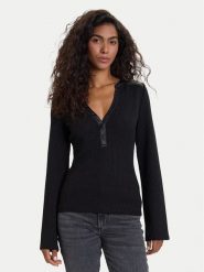 Guess Sweter W5BP15 K1162 Czarny Regular Fit. Czarne swetry Guess, s, z aplikacjami, z syntetyku, bez ramiączek. Za 279.99 zł.
