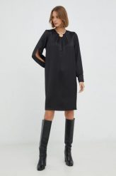 Nissa sukienka kolor czarny mini prosta. Czarne sukienki Nissa, na co dzień, bez wzorów, z tkaniny, bez kołnierzyka, bez ramiączek, mini, proste. Za 1,139.90 zł.
