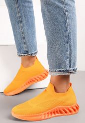 Pomarańczowe Buty Sportowe Kratair. Brązowe buty sportowe lifestyle Renee, bez wzorów, eleganckie, z okrągłym noskiem, przed kostkę, bez zapięcia. W wyprzedaży za 55.99 zł.