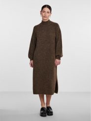 YAS Sukienka dzianinowa 26030704 Brązowy Loose Fit. Brązowe sukienki YAS, xl, bez wzorów, z dzianiny, bez kołnierzyka, bez ramiączek. Za 199.99 zł.