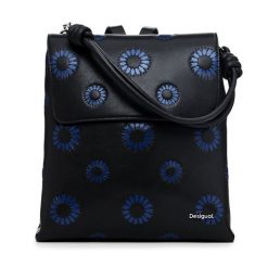 Plecak Desigual. Czarne plecaki Desigual, bez wzorów, bez dodatków. Za 159.99 zł.