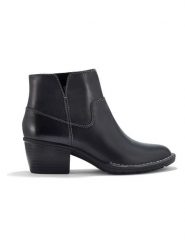 Clarks Skórzane botki w kolorze czarnym rozmiar: 39,5. Czarne botki Clarks, bez wzorów, eleganckie, bez obcasa, bez zapięcia. Za 274.75 zł.
