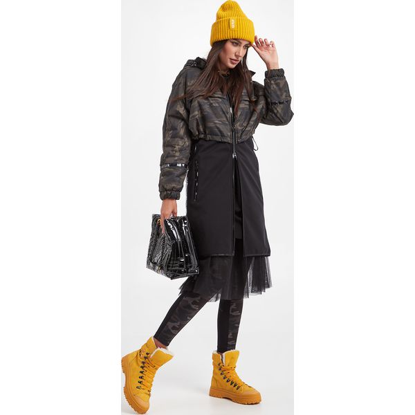 Płaszcz Motor SPORTALM. Płaszcze Sportalm, bez wzorów, bez kaptura. W wyprzedaży za 2,122.47 zł.