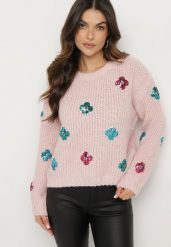 Jasnoróżowy Sweter z Tłoczonej Dzianiny z Wiskozą Zdobiony Cekinowymi Kwiatami Edamara. Czerwone swetry Born2be, l, z aplikacjami, z dzianiny, klasyczne, bez ramiączek. W wyprzedaży za 84.99 zł.