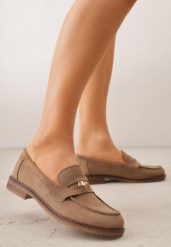 Ciemnobeżowe Mokasyny VICES z Wkładką ze Skóry Naturalnej i Metaliczną Aplikacją Nanora. Brązowe mokasyny Born2be, z aplikacjami, z materiału, z okrągłym noskiem. Za 89.99 zł.